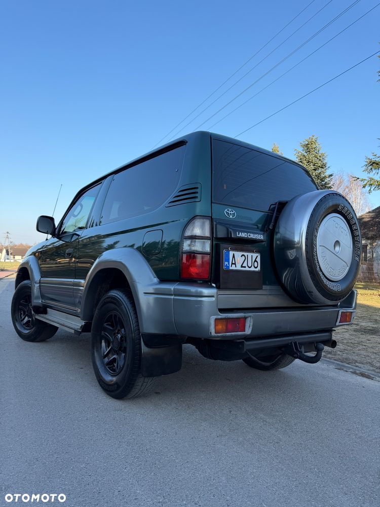 Toyota Land Cruiser - 7