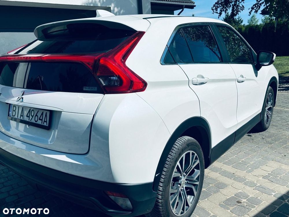 Mitsubishi Eclipse Cross - 8