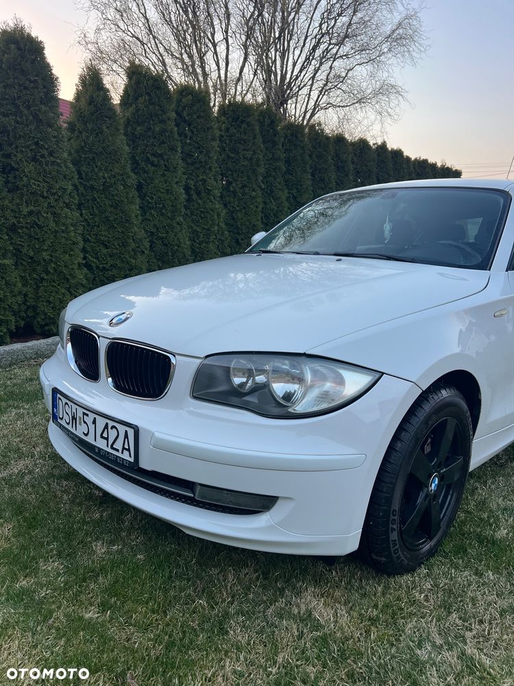 BMW Seria 1 - 18