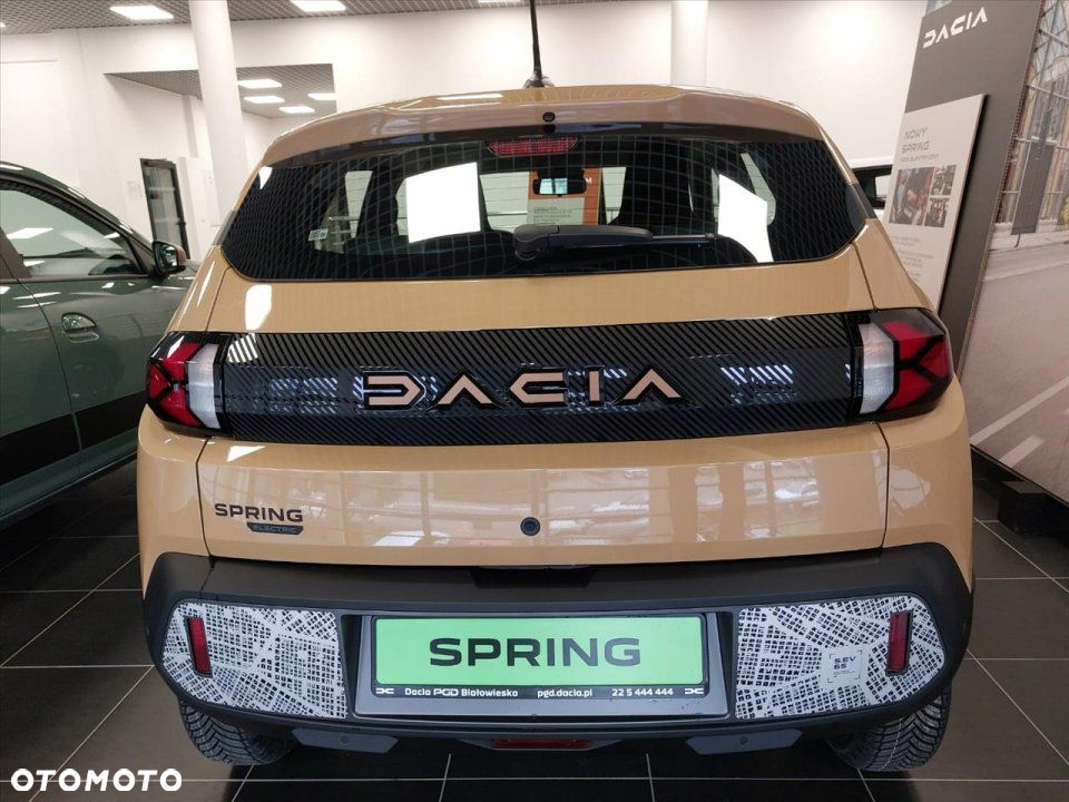 Dacia Spring - 12