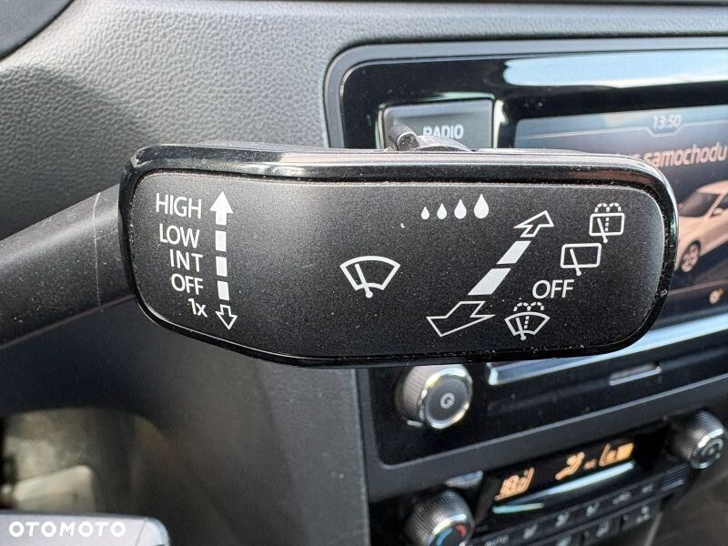 Skoda RAPID 1.0 TSI Style DSG - 23