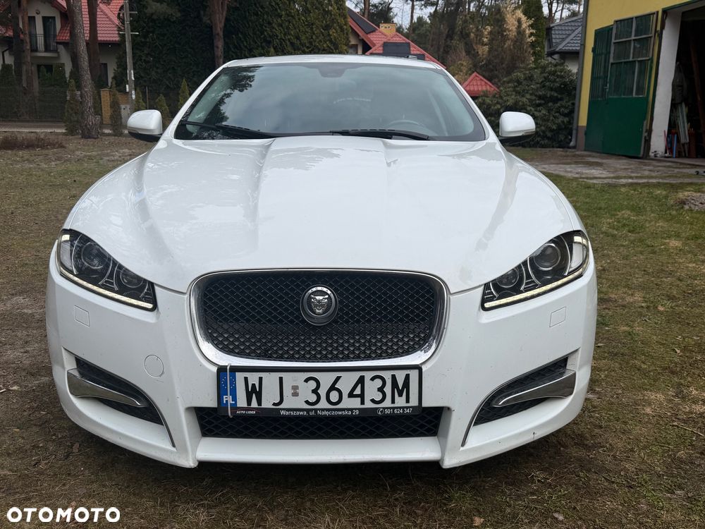Jaguar XF 2.2 D Luxury - 1