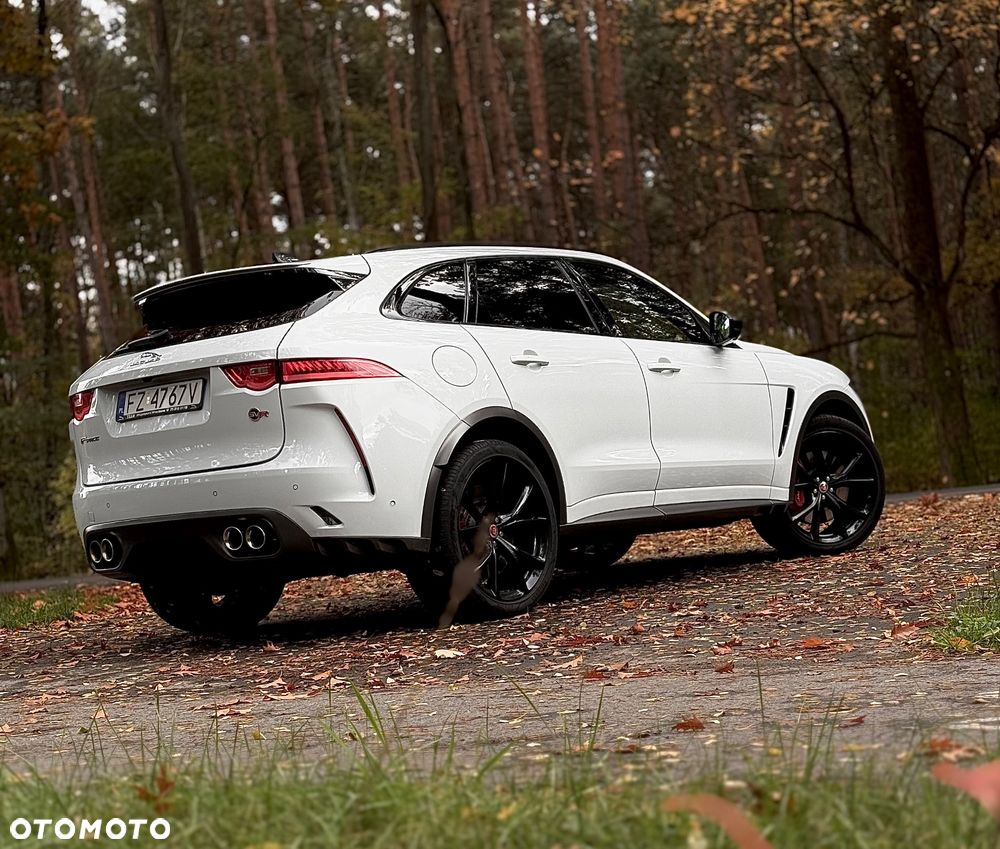 Jaguar F-Pace 5.0 V8 S/C AWD SVR - 9