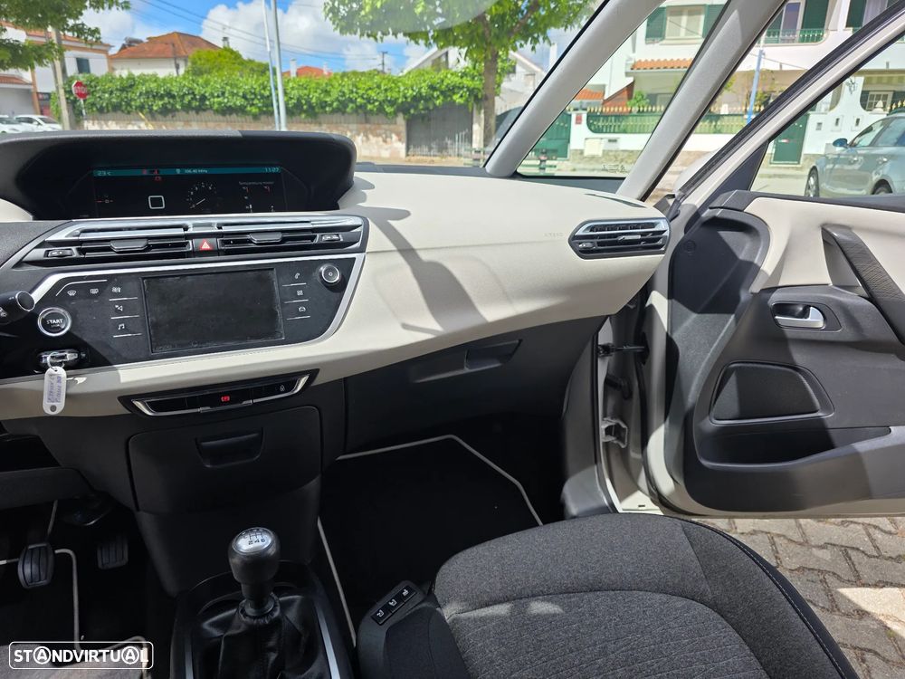 Citroën C4 Picasso PureTech 130 Stop&Start FEEL - 18