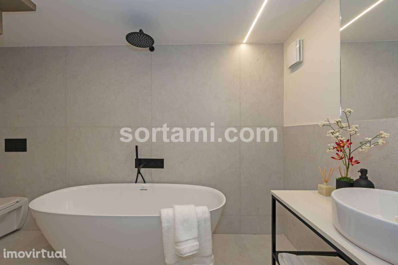 Apartamento T0+1 Venda em Cedofeita, Santo Ildefonso, Sé, Miragaia, Sã - Grande imagem: 3/27