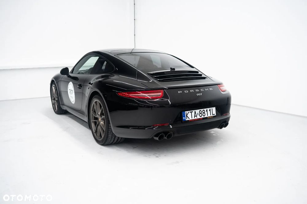 Porsche 911 Carrera PDK Black Edition - 12