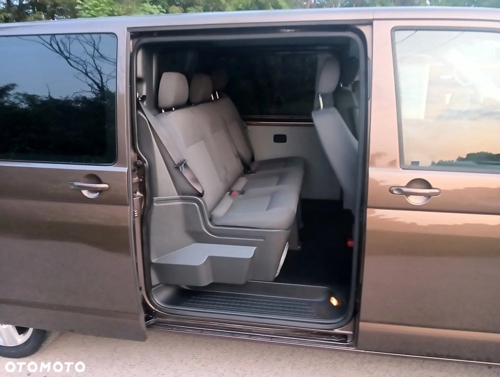 Volkswagen Transporter Caravelle Kurz Comfortline - 13