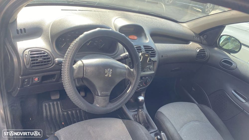 Peugeot 206 1.1 Color Line - 1