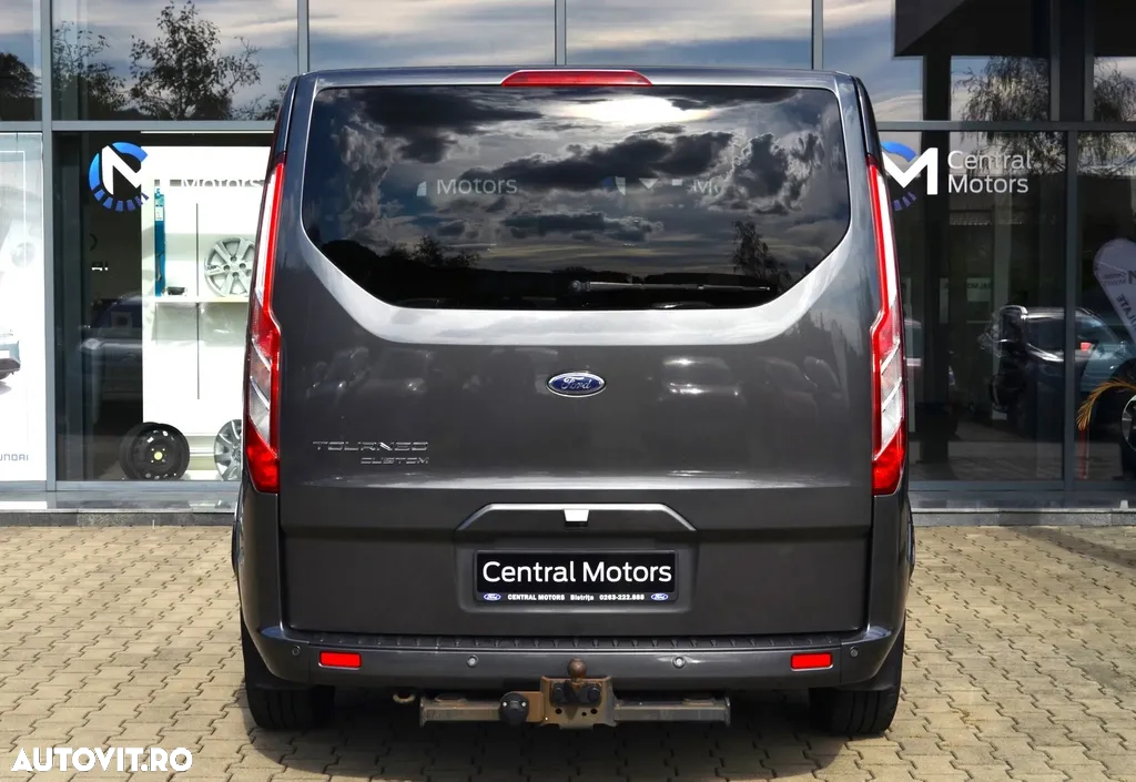 Ford Tourneo Custom - 5