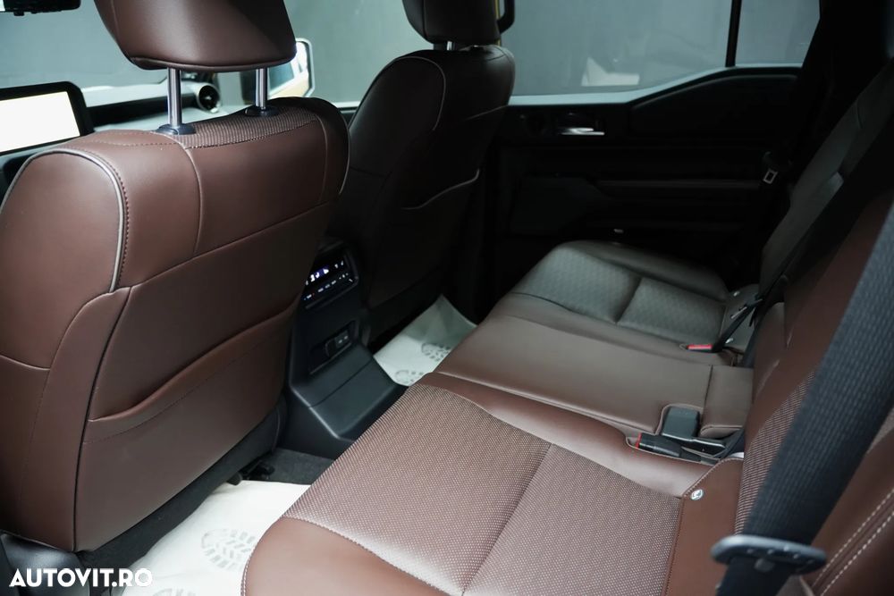 Toyota Land Cruiser - 8