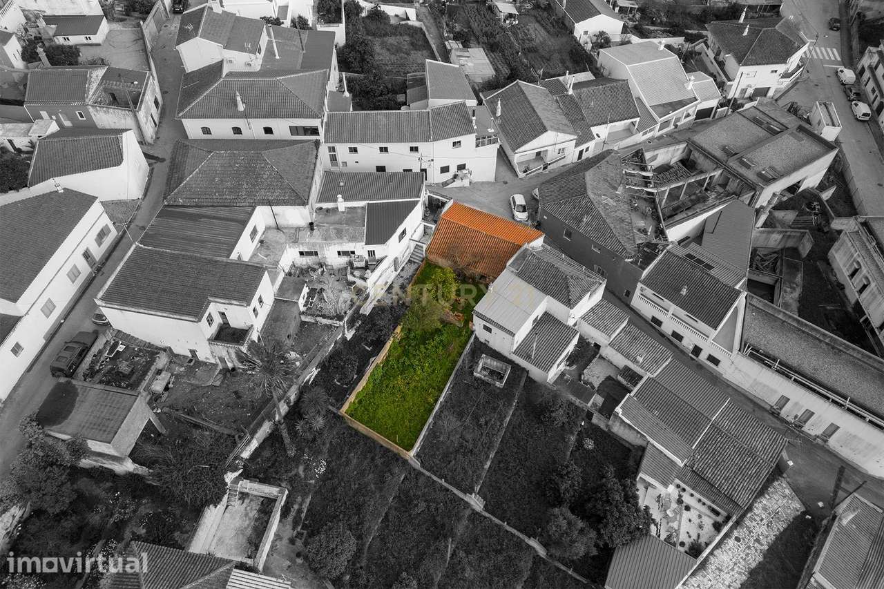 Armazém no Centro de São Marcos da Serra – Oportunidade Única! - Grande imagem: 2/18