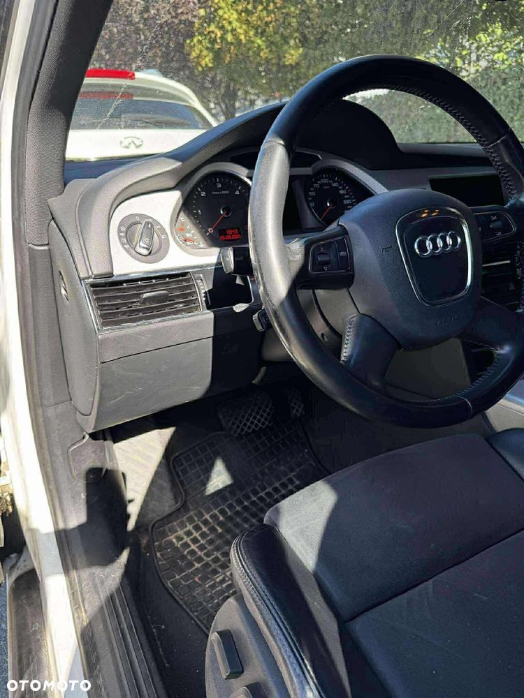 Audi A6 Avant 2.0 TDI Multitronic - 10