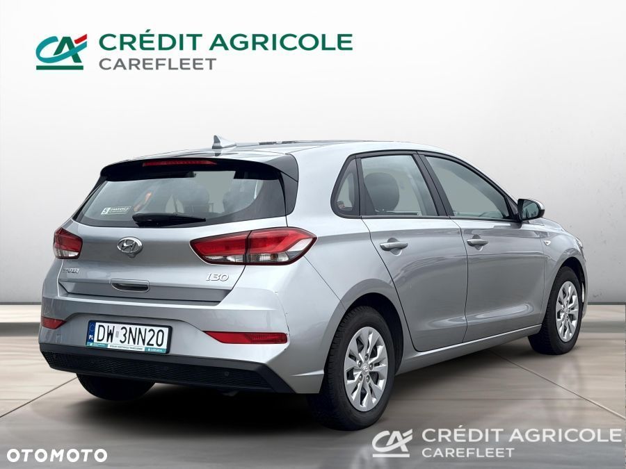Hyundai i30 1.5 DPI Classic + - 6