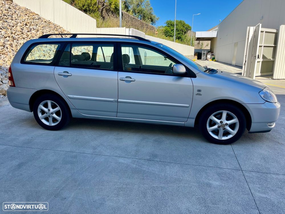Toyota Corolla 2.0 D-4D P. Set Terra - 11