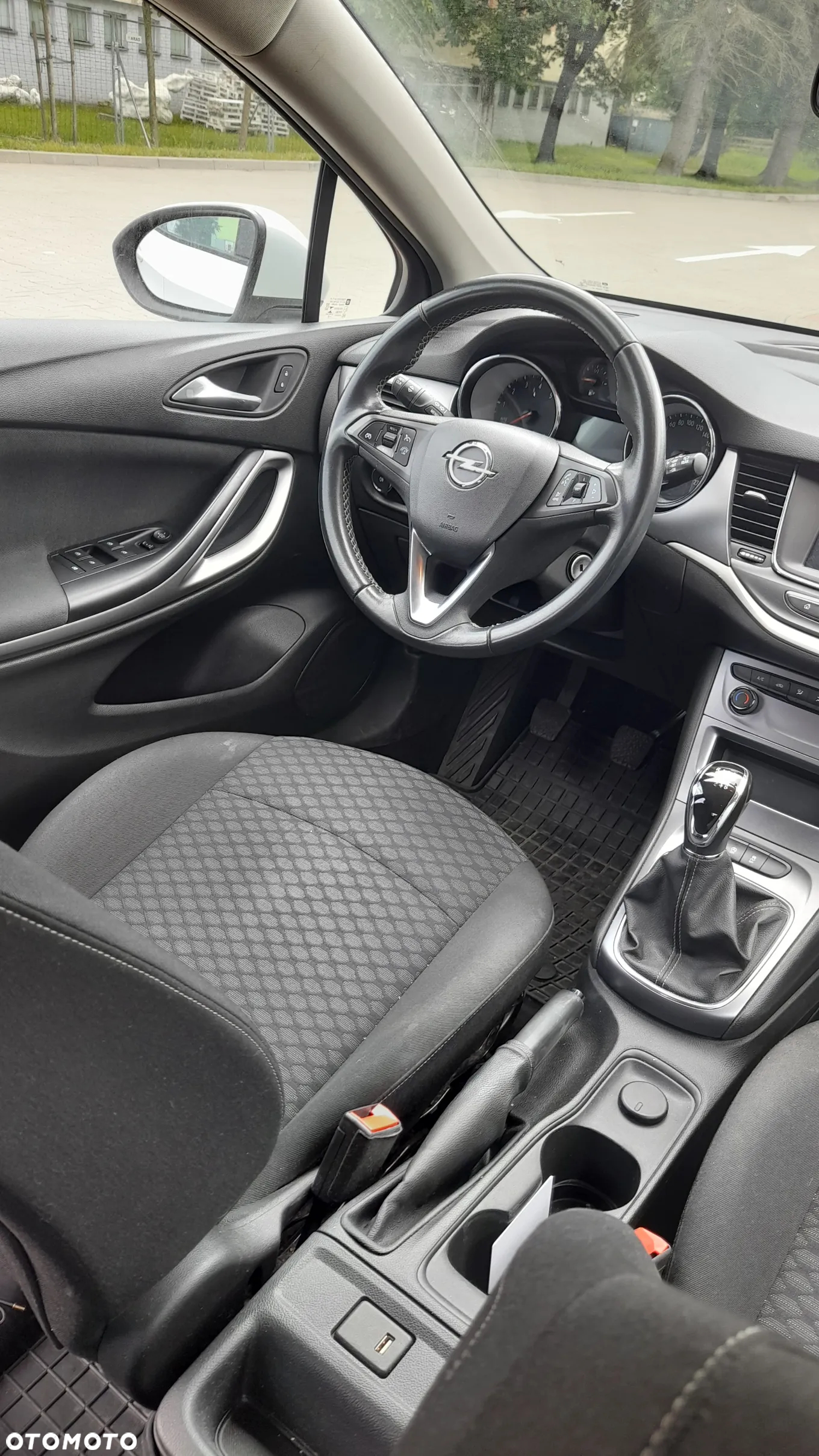 Opel Astra V 1.4 T Dynamic - 13