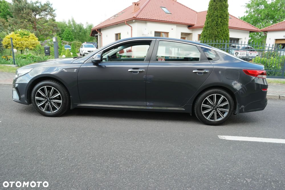 Kia Optima - 9