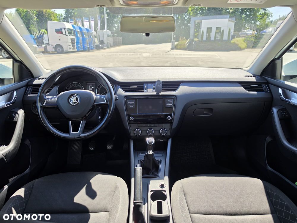 Skoda Octavia - 14