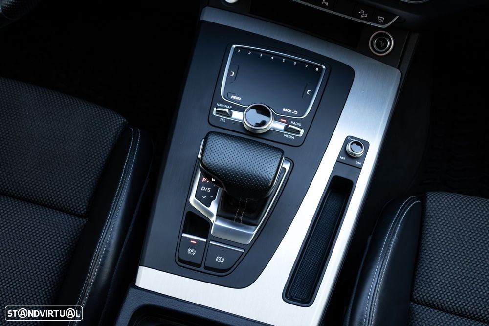 Audi Q5 2.0 TDI quattro S-line S-tronic - 22