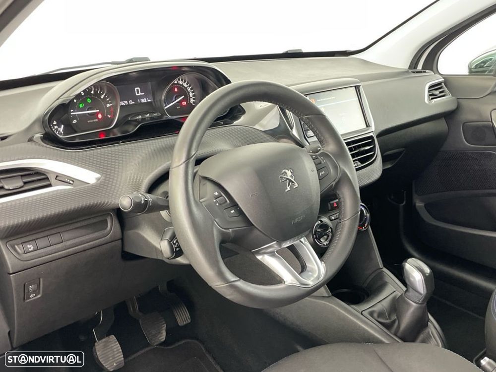 Peugeot 208 1.2 PureTech Active - 15