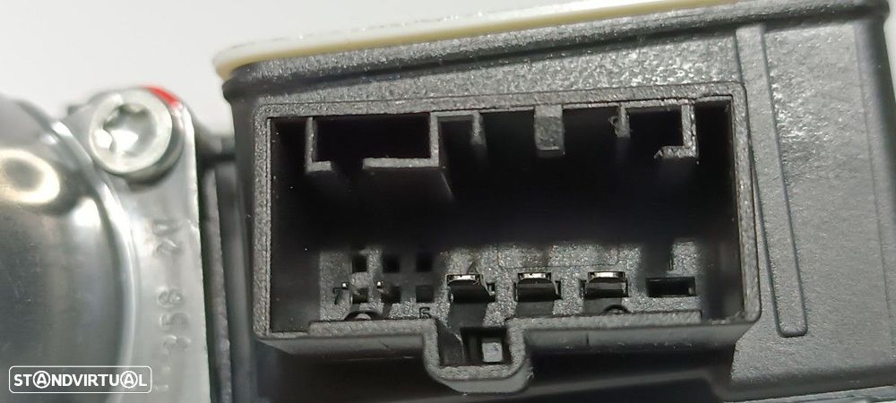 MOTOR ELEVADOR TRASEIRO DIREITO SEAT ATECA (KH7) FR - 5