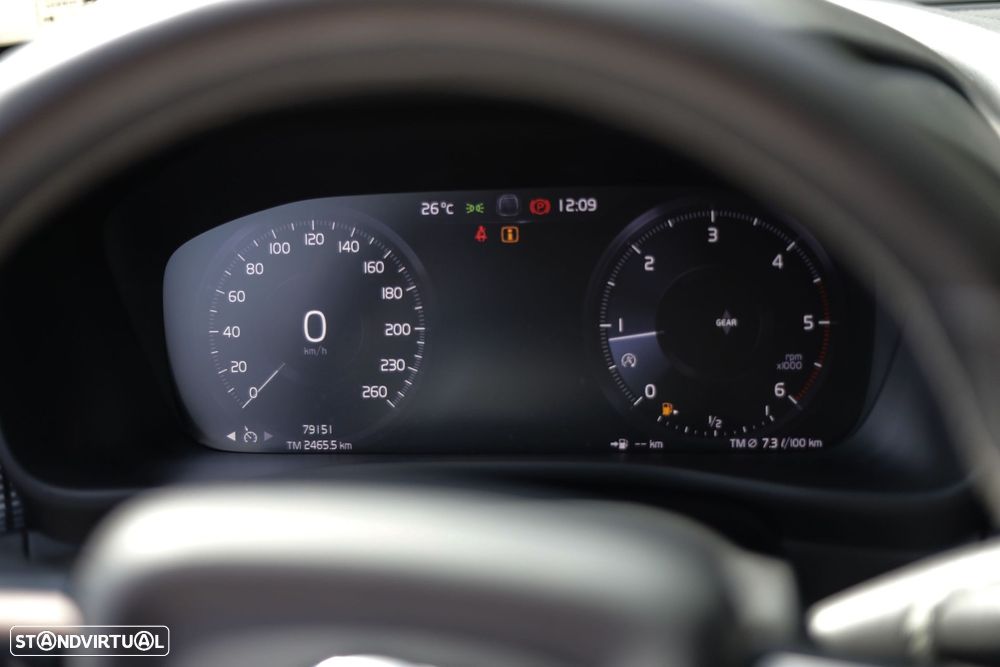 Volvo XC 40 2.0 D3 R-Design - 9