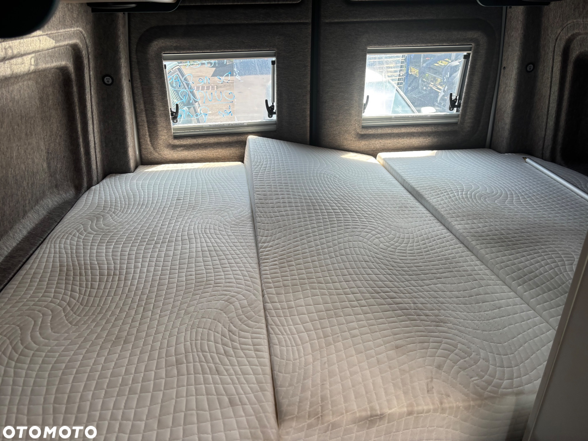 Volkswagen Crafter - 12