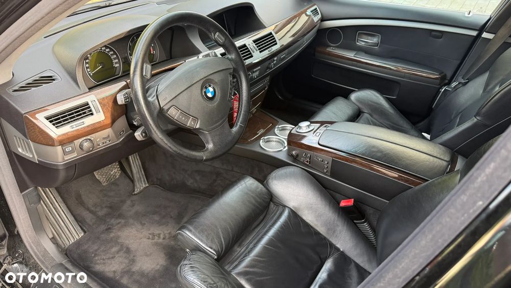 BMW Seria 7 730i - 7