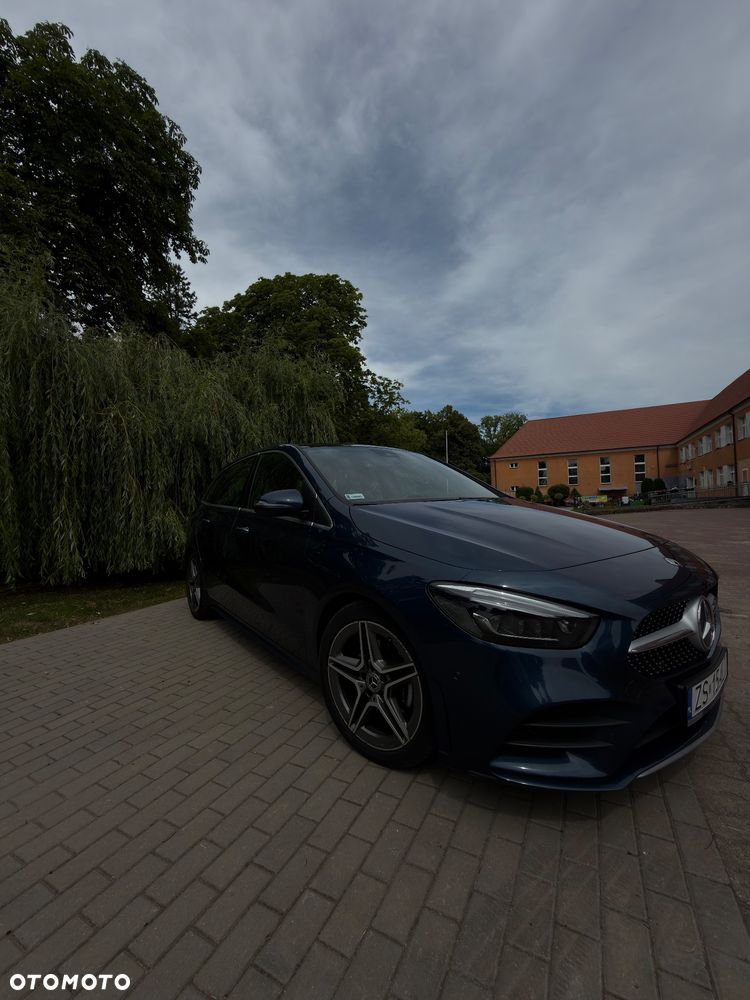 Mercedes-Benz Klasa B 200 AMG Line 7G-DCT - 3