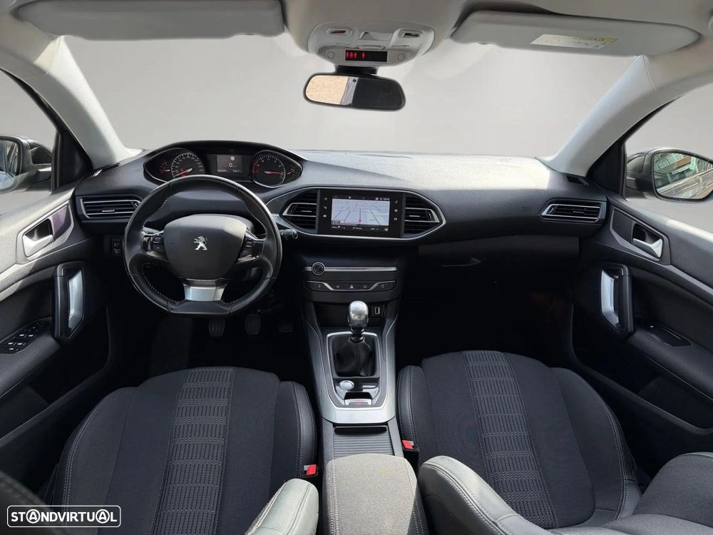 Peugeot 308 SW PureTech 130 Stop & Start Allure - 10