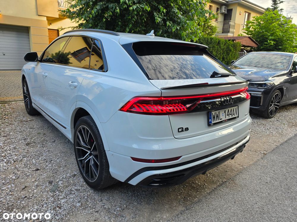 Audi Q8 55 TFSI mHEV Quattro Tiptronic - 2