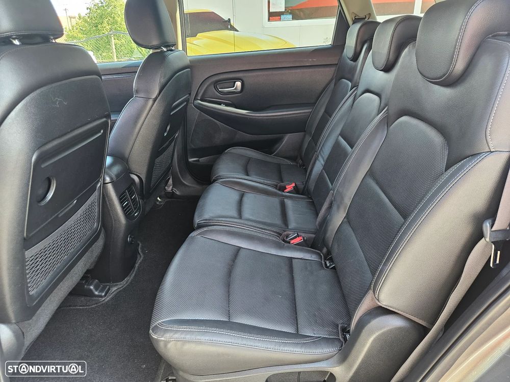 Kia Carens 1.7 CRDi ISG TX 7DCT - 17