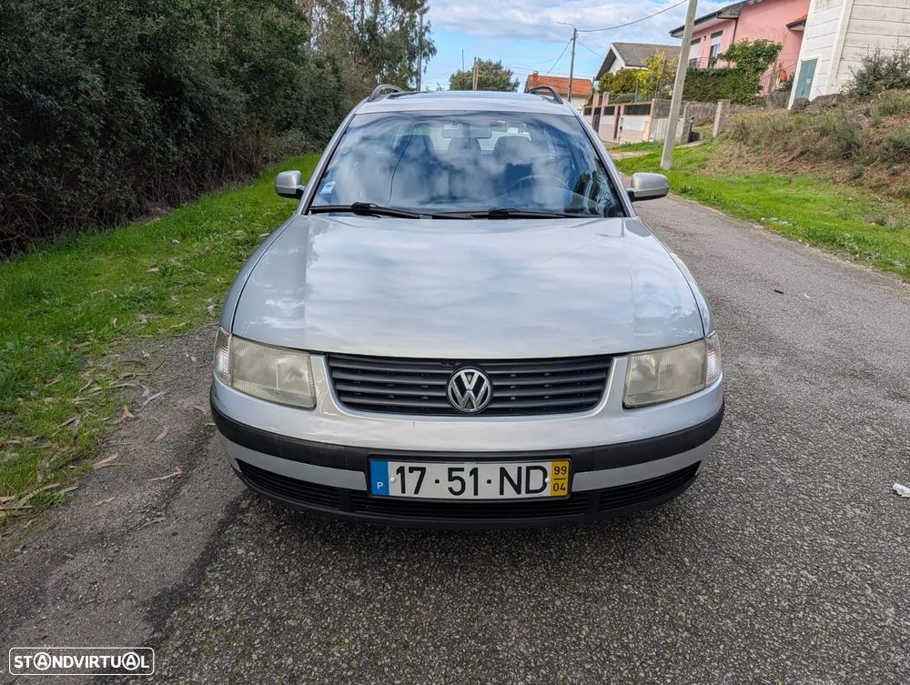 VW Passat Variant 1.9 TDi Confortline - 2