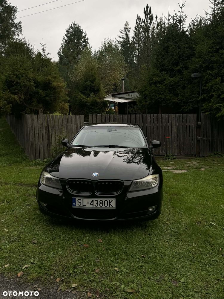 BMW Seria 3 318i Edition Sport - 1