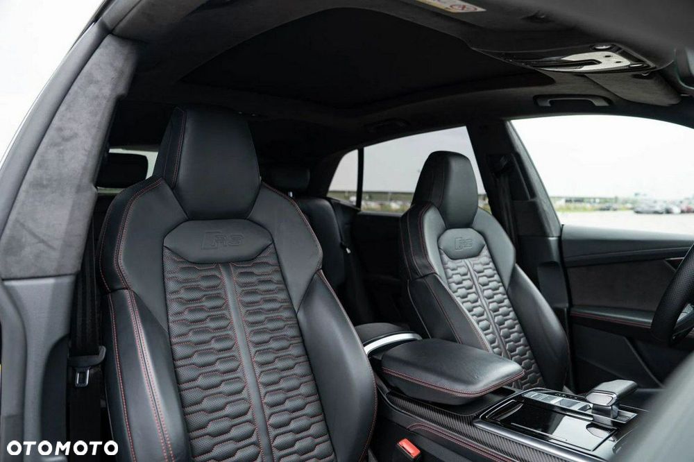 Audi RS Q8 - 27