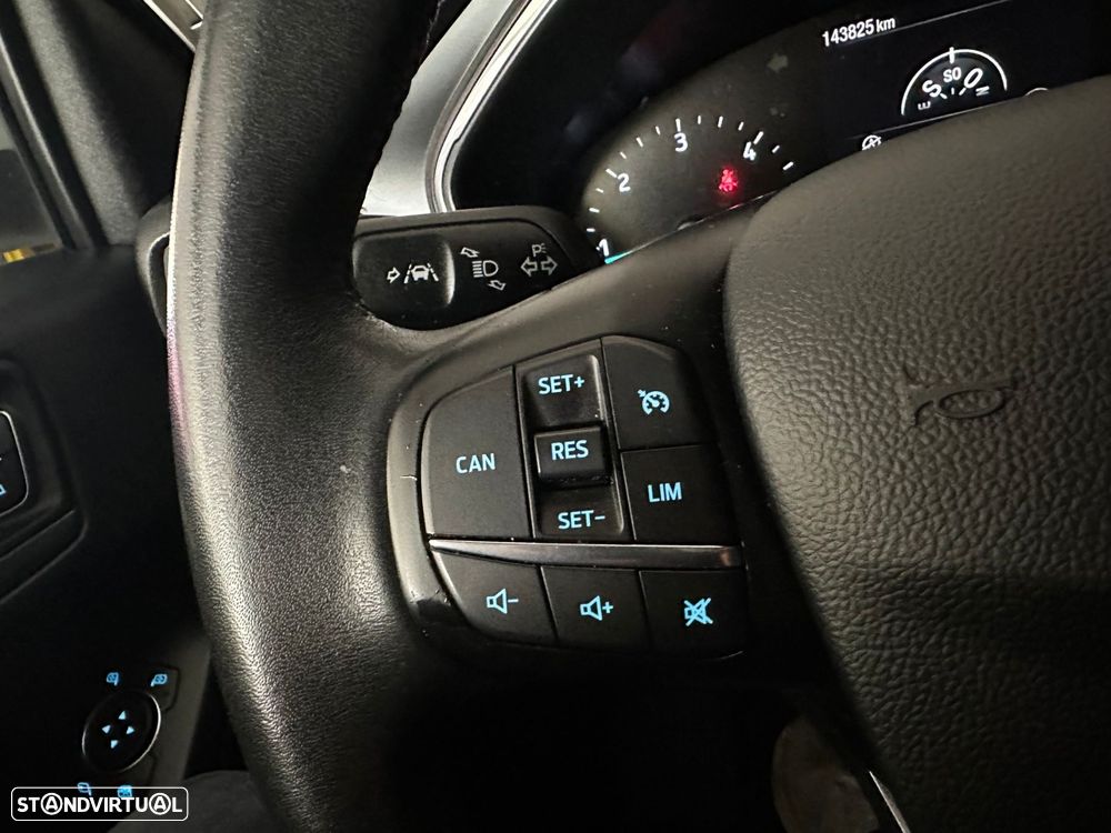 Ford Focus 1.5 TDCi EcoBlue Active X - 13