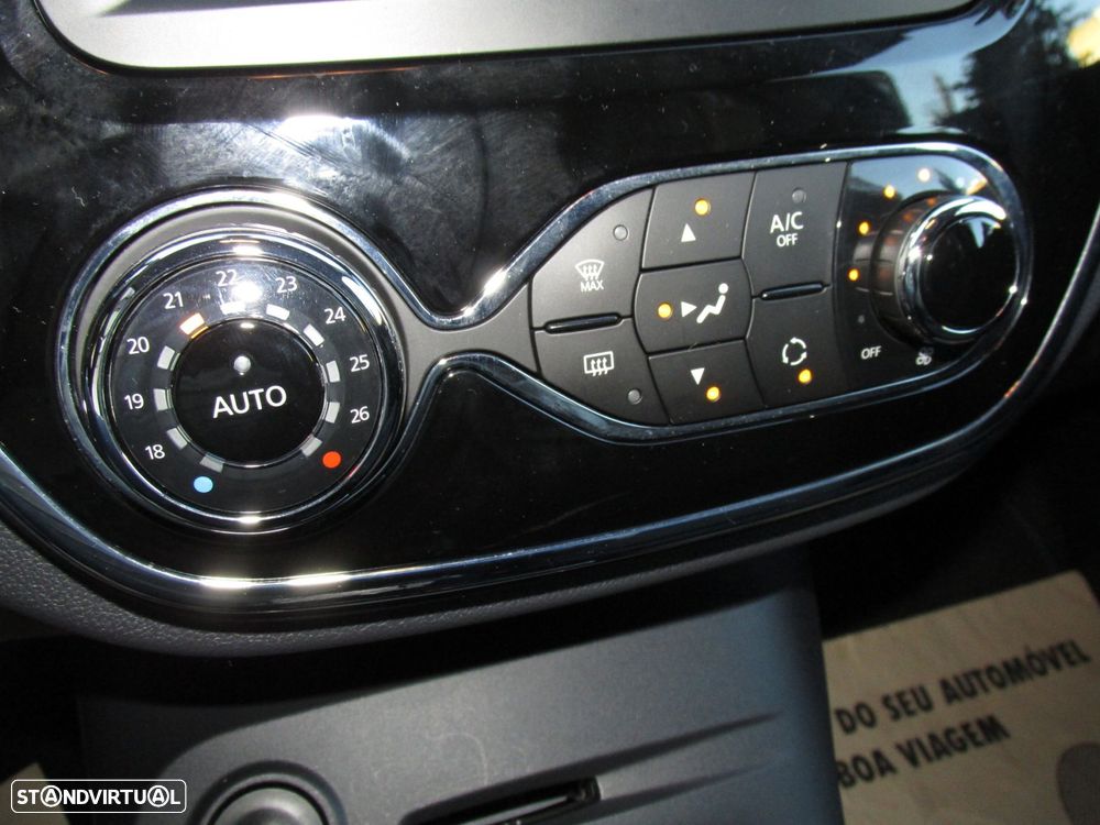 Renault Captur 1.5 dCi Exclusive C/Pneu - 28