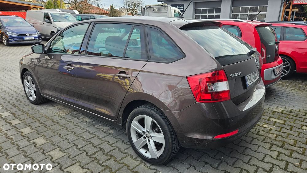 Skoda RAPID - 6