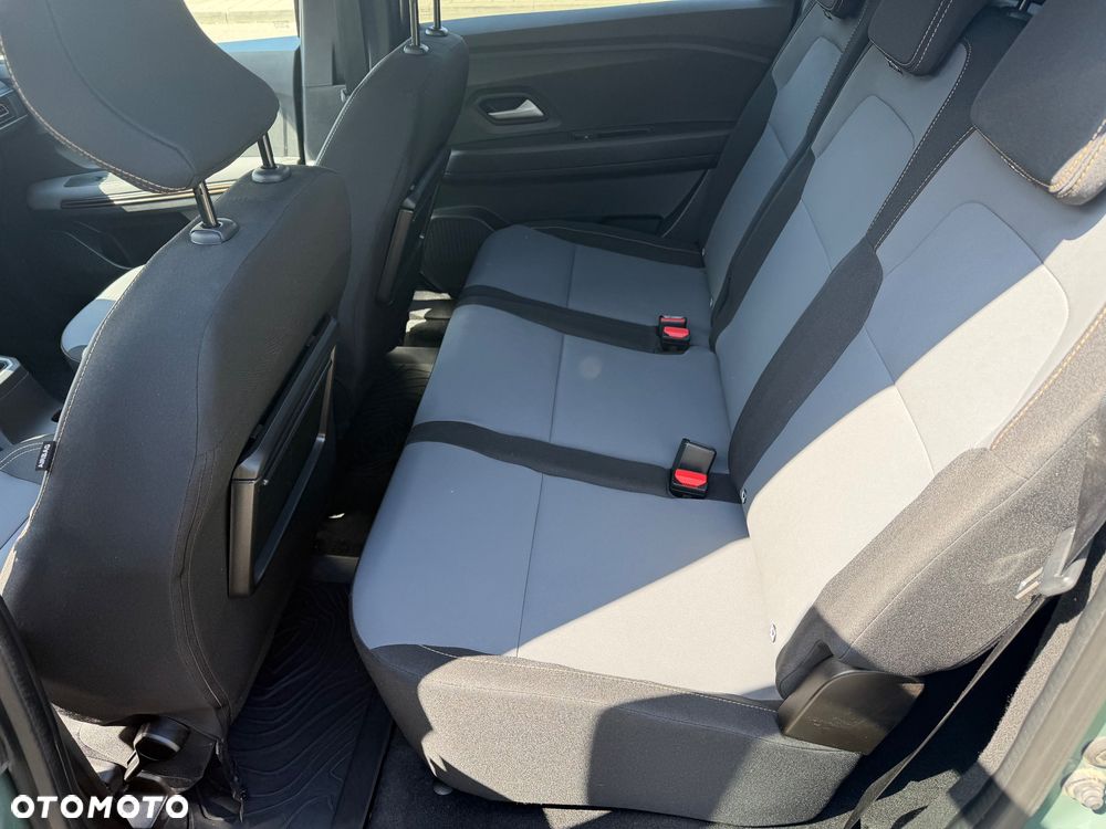 Dacia Jogger 1.0 TCe Extreme 7os - 11