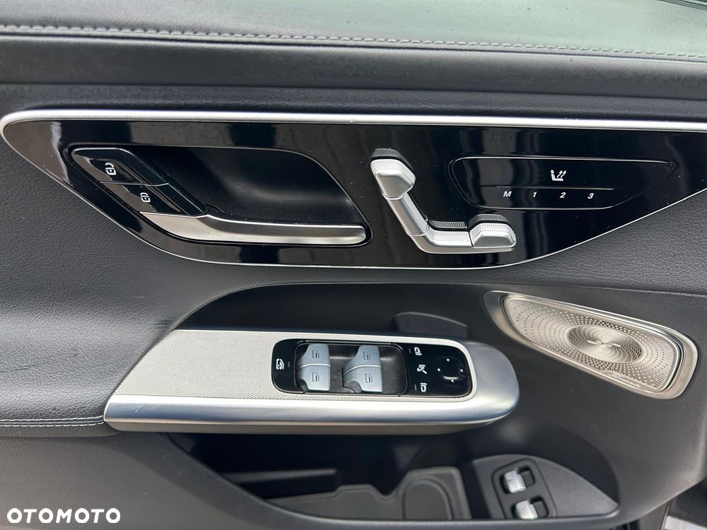 Mercedes-Benz GLC - 23