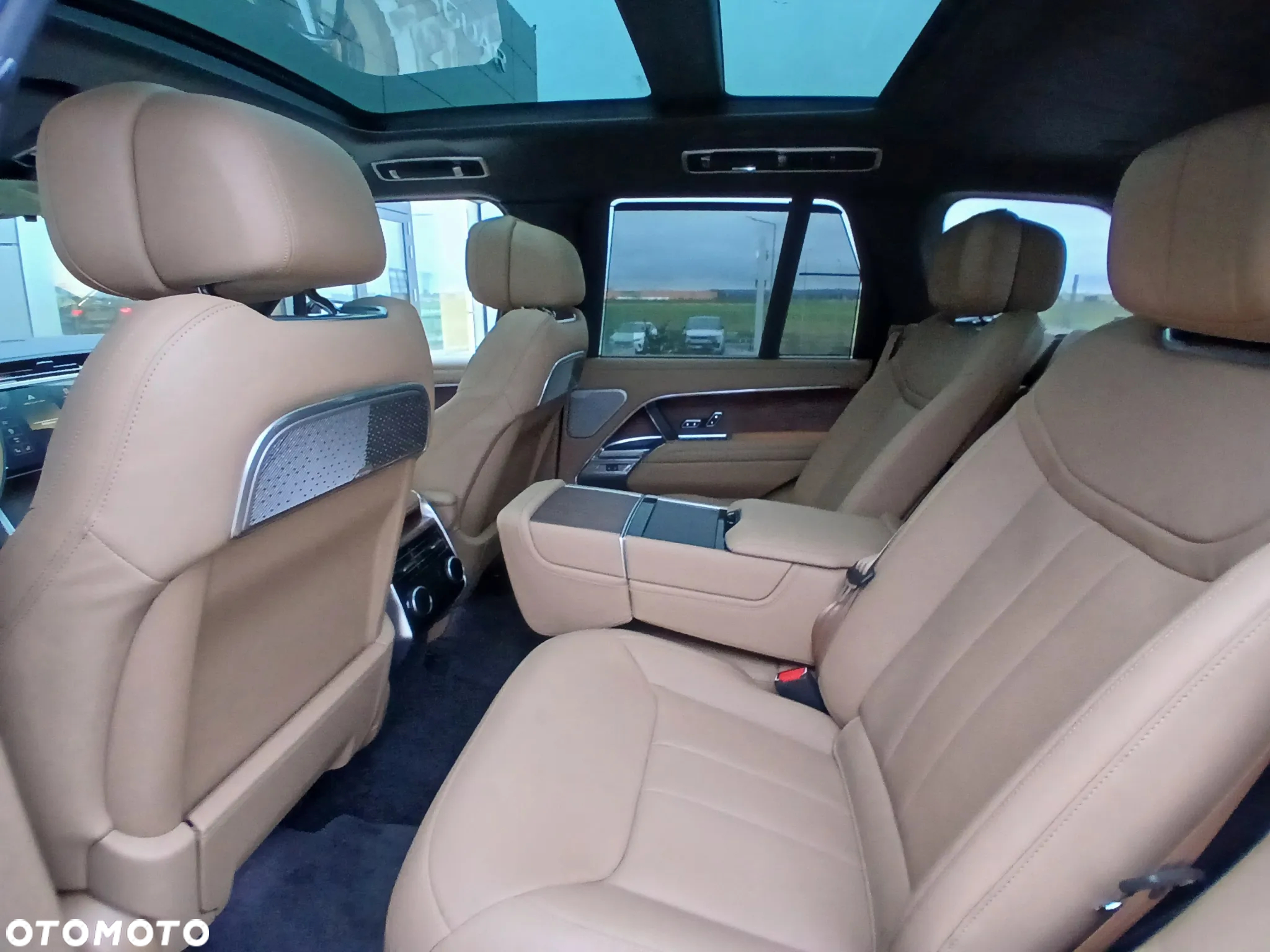 Land Rover Range Rover 4.4 V8 P535 Autobiography - 10