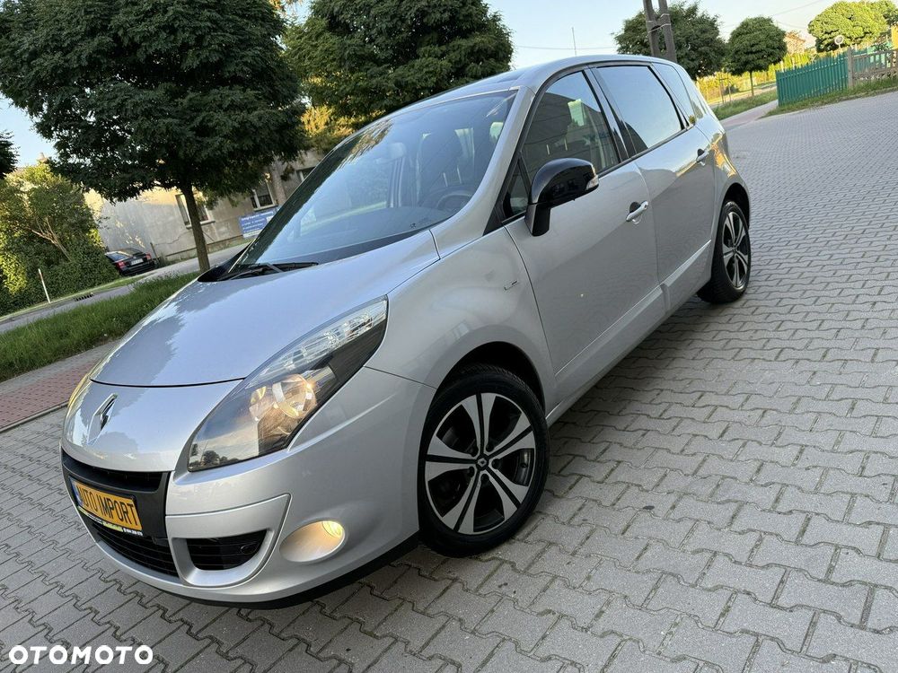 Renault Scenic - 1