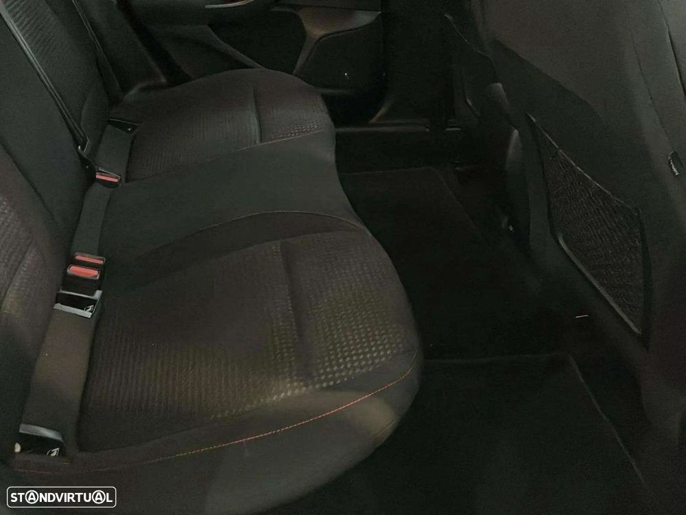 Ford Focus 1.0 EcoBoost ST-Line - 18