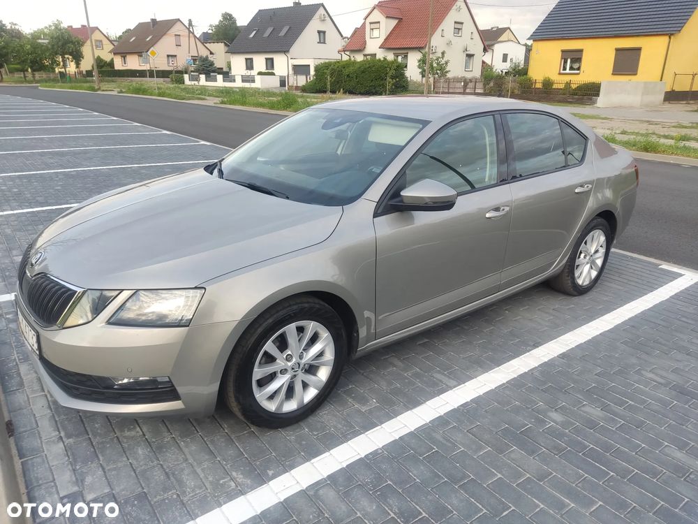 Skoda Octavia - 1