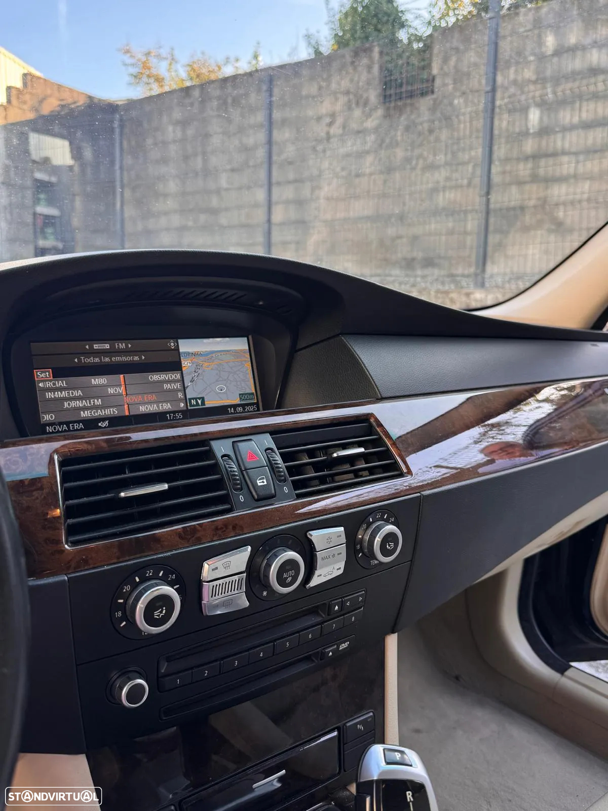 BMW 520 dA Executive - 15