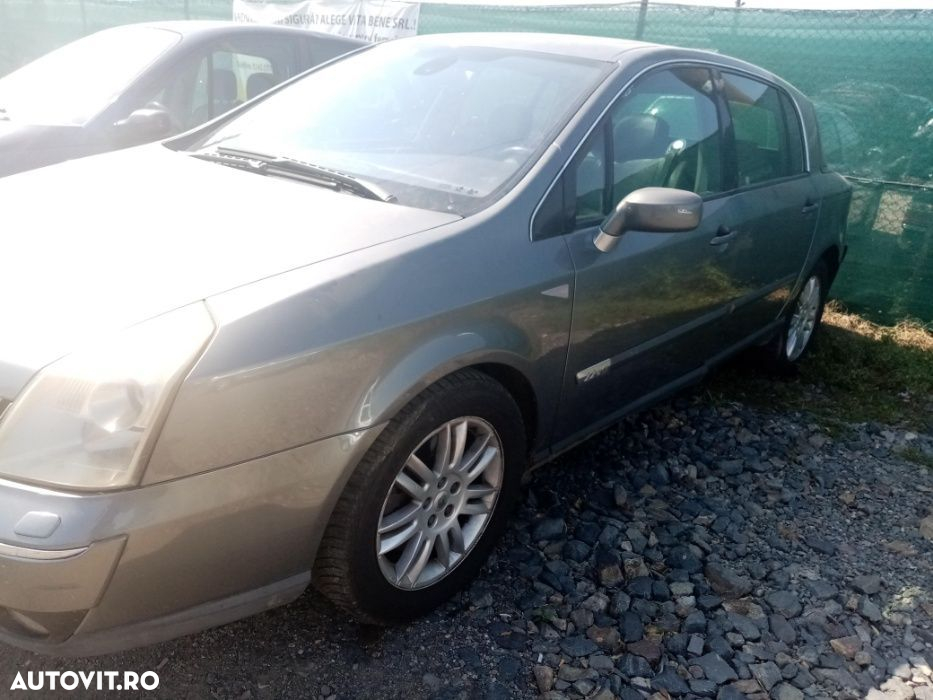Dezmembrez RENAULT velsatis 2.2 diesel - 2