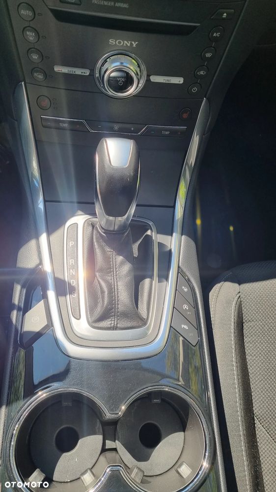 Ford S-Max 2.0 TDCi Titanium PowerShift - 11