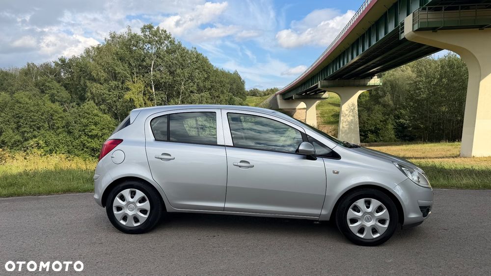 Opel Corsa 1.4 16V Color Edition - 6