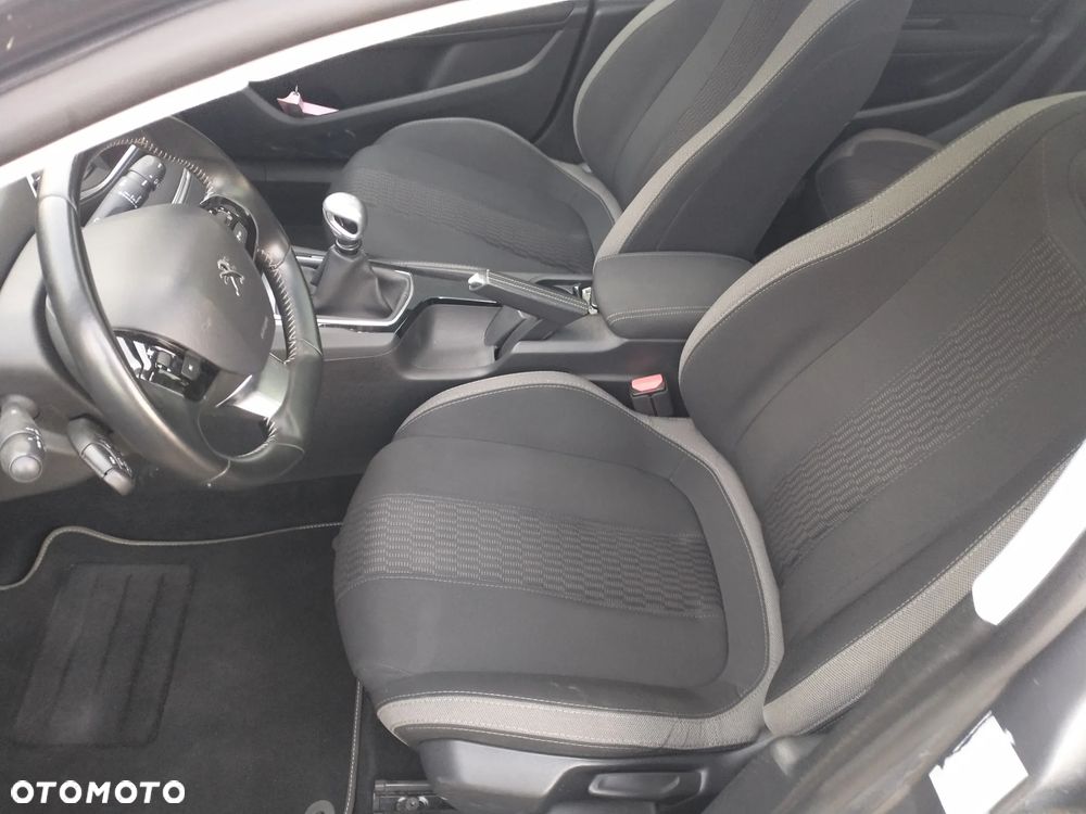 Peugeot 308 PureTech 130 Stop & Start Style - 9