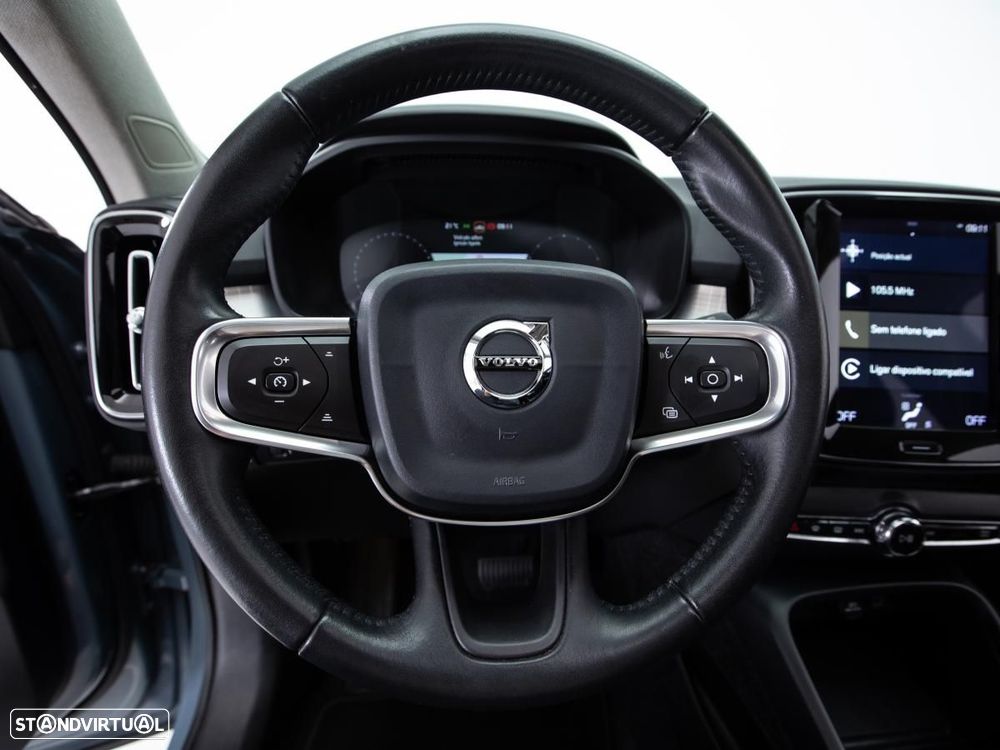 Volvo XC 40 - 18