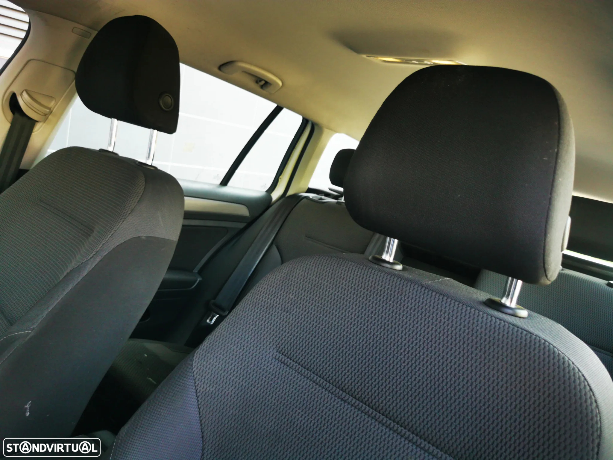 VW Golf Variant 1.6 TDi BlueMotion DSG Comfortline - 27